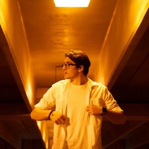 Meet your Posher, Bennett